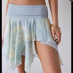 NWOT Kimchi Blue Finley Low-Rise Asymmetrical Hanky Hem Midi XS Skirt